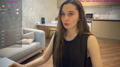 Snapshot of chantwow chatting on 12, 1, 2025 Liz online show from 12, 1, 2025