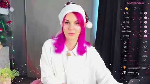 Snapshot of chaoka_ chatting on 25, 12, 2024 Suzanna Snow online show from 25, 12, 2024