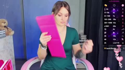 Snapshot of chaoka_ chatting on 22, 2, 2025 Suzanna Snow online show from 22, 2, 2025