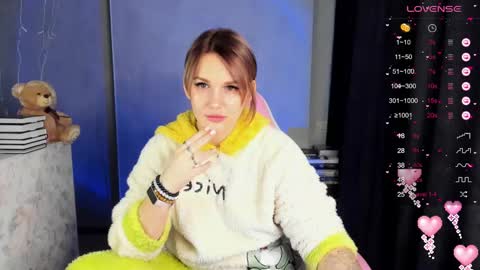 Snapshot of chaoka_ chatting on 25, 2, 2025 Suzanna Snow online show from 25, 2, 2025