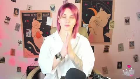 Snapshot of chaoka_ chatting on 29, 10, 2025 Suzanna Snow online show from 29, 10, 2025