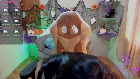 Snapshot of chaos_wild chatting on 31, 10, 2025 Violeta online show from 31, 10, 2025