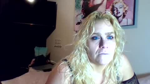 Ms. Behaving online show from 17, 9, 2025