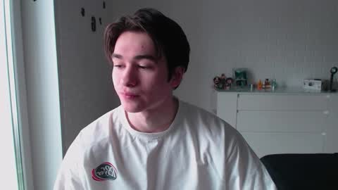 Snapshot of charleshanson69 chatting on 10, 3, 2026 charleshanson69 online show from 10, 3, 2026