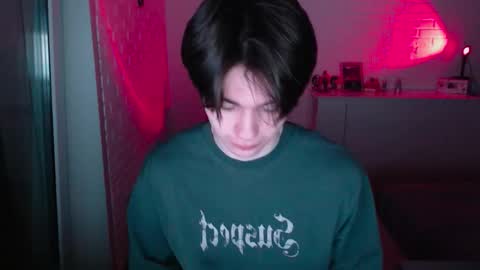 Snapshot of charleshanson69 chatting on 27, 3, 2026 charleshanson69 online show from 27, 3, 2026