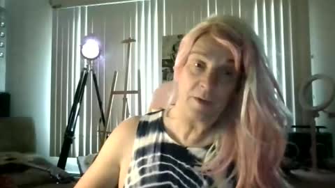 Charli online show from 6, 5, 2026