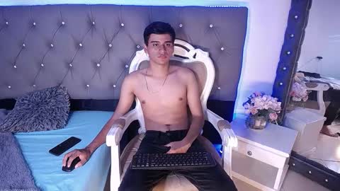 Snapshot of charlie_cock_ chatting on 9, 10, 2025 Charlie online show from 9, 10, 2025