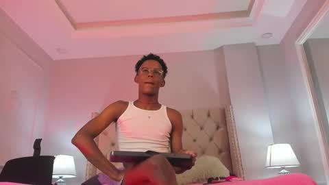 Snapshot of charlie_storm_ chatting on 4, 2, 2026 online show from 4, 2, 2026