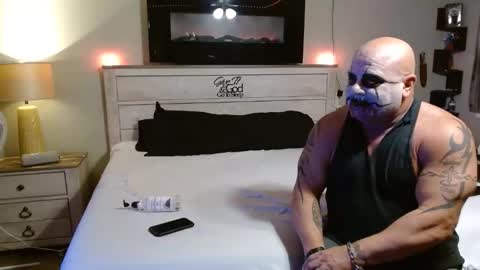 Snapshot of charliemilf chatting on 19, 10, 2025 Charliemilf online show from 19, 10, 2025