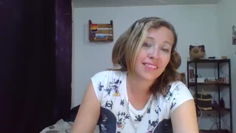Snapshot of charlot_ponze chatting on 14, 1, 2025 charlott online show from 14, 1, 2025