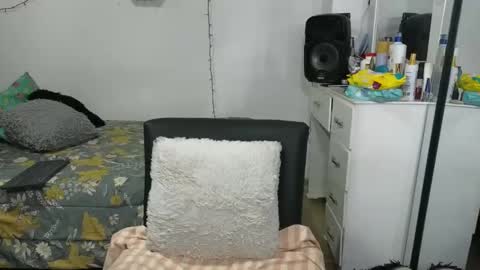 charlotte_027 online show from 20, 12, 2025