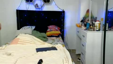 Snapshot of charlotte_027 chatting on 26, 6, 2026 charlotte_027 online show from 26, 6, 2026
