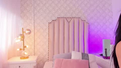 Snapshot of charlotte__08 chatting on 5, 1, 2025   Charlotte  online show from 5, 1, 2025