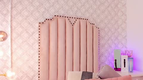 Snapshot of charlotte__08 chatting on 21, 1, 2025   Charlotte  online show from 21, 1, 2025