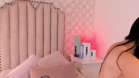 Snapshot of charlotte__08 chatting on 5, 2, 2025   Charlotte  online show from 5, 2, 2025