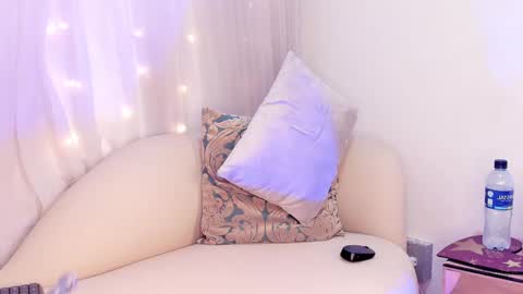 Snapshot of charlotte__08 chatting on 21, 2, 2025   Charlotte  online show from 21, 2, 2025