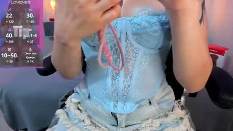 Charlotte online show from 23, 6, 2026