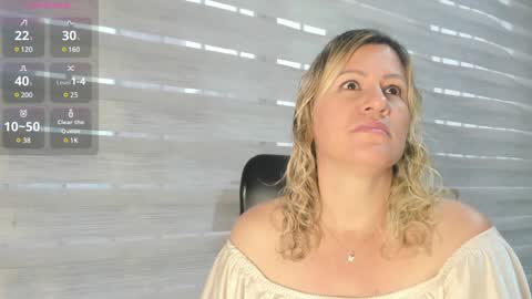 Snapshot of charlotte__g chatting on 10, 1, 2025 charlotte online show from 10, 1, 2025