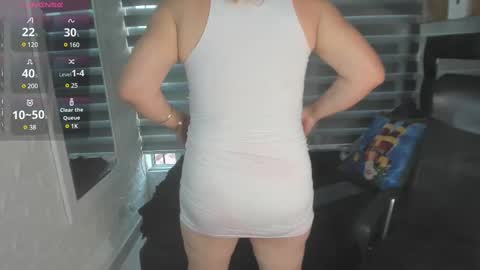 Snapshot of charlotte__g chatting on 20, 2, 2025 charlotte online show from 20, 2, 2025