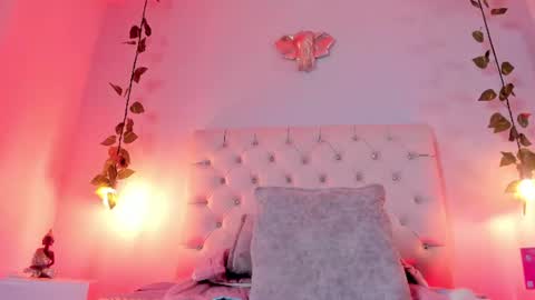 Sofia online show from 7, 7, 2026