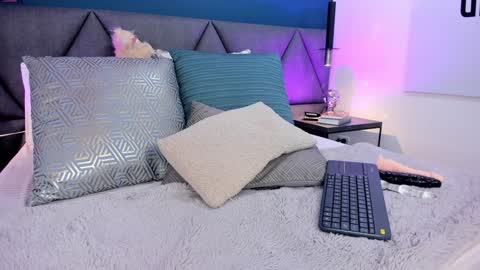 Charlotte online show from 2, 12, 2024