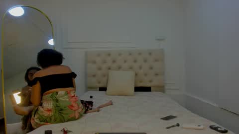 Snapshot of charlotte_dante212 chatting on 23, 3, 2026 charlottte y dante online show from 23, 3, 2026