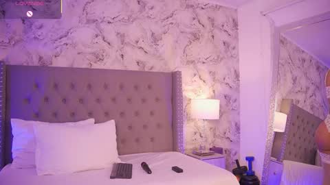 Charlotte online show from 23, 3, 2026