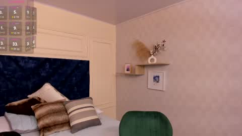 Snapshot of charlotte_mayers chatting on 24, 10, 2025 Charlotte Mayers online show from 24, 10, 2025