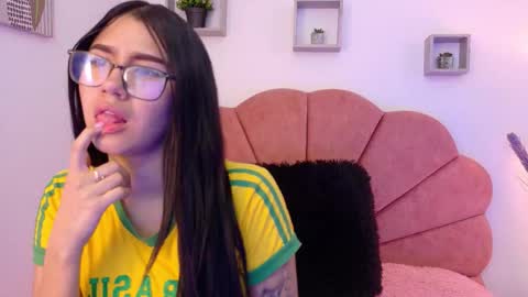 Charlotte  online show from 10, 11, 2025