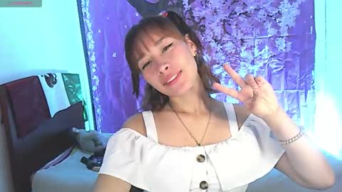 charlotte_morh_ online show from 4, 11, 2025
