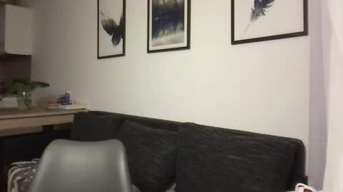 Charlotte Roche online show from 13, 1, 2025