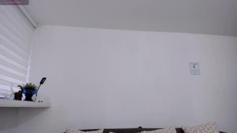 Snapshot of charlotte_whitee1 chatting on 22, 2, 2025 Charlotte  Everyday From 0700 to 1300 Col Time online show from 22, 2, 2025