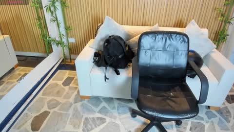 Snapshot of charlotte_whitee1 chatting on 11, 9, 2025 Charlotte  Everyday From 0700 to 1300 Col Time online show from 11, 9, 2025