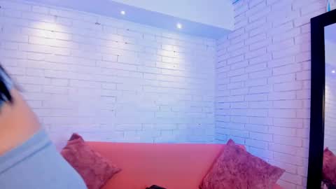 Snapshot of charlotte_whitee1 chatting on 18, 9, 2025 Charlotte  Everyday From 0700 to 1300 Col Time online show from 18, 9, 2025