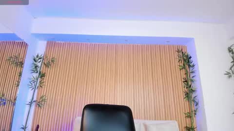 Snapshot of charlotte_whitee1 chatting on 14, 10, 2025 Charlotte  Everyday From 0700 to 1300 Col Time online show from 14, 10, 2025