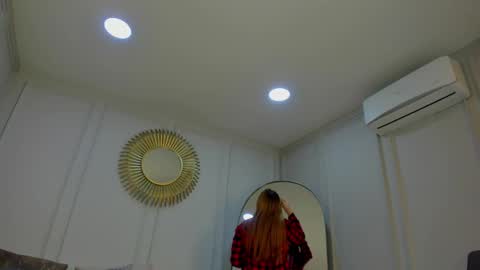 charlottebrownn_ online show from 24, 9, 2025