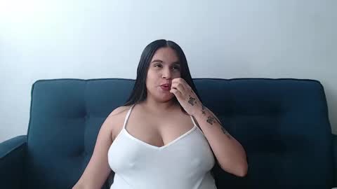 Snapshot of charlottecutie_1 chatting on 12, 11, 2025 Charlotte and Eric online show from 12, 11, 2025