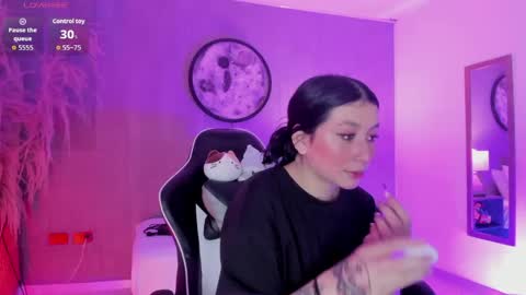 Snapshot of charlottee27_ chatting on 29, 5, 2026 Charlottee online show from 29, 5, 2026