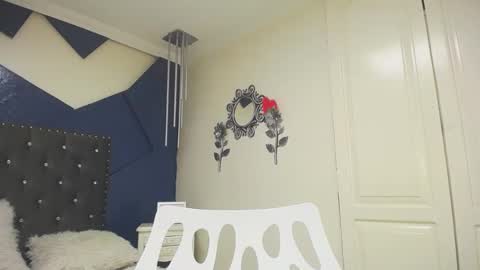 Snapshot of charlottee_brown2 chatting on 11, 3, 2025 C H A R L O T T E online show from 11, 3, 2025