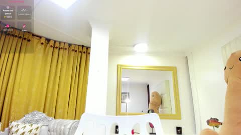 Snapshot of charlottee_brown2 chatting on 9, 11, 2025 C H A R L O T T E online show from 9, 11, 2025