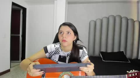 charlottee_starr online show from 5, 1, 2026