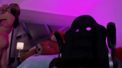 Charlotte online show from 16, 3, 2026