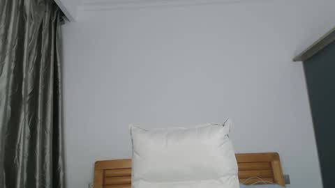 Snapshot of charlottelin chatting on 23, 12, 2024 Charlotte online show from 23, 12, 2024