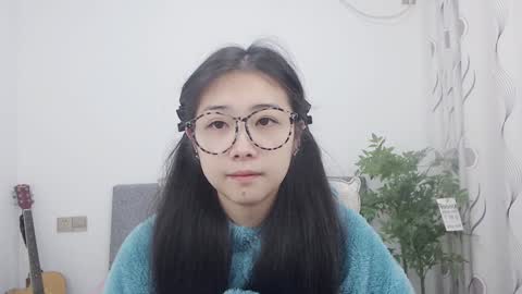 Snapshot of charlottelin chatting on 4, 1, 2025 Charlotte online show from 4, 1, 2025