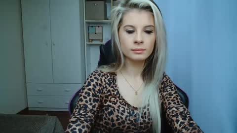 CharlotteXGold online show from 19, 5, 2026