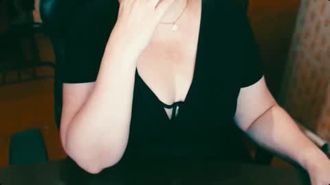 Snapshot of charlottextasty chatting on 15, 9, 2025 CharlotteXTasty online show from 15, 9, 2025