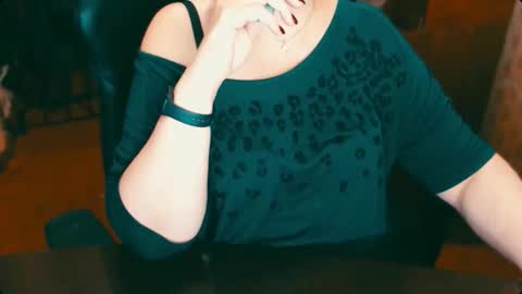 Snapshot of charlottextasty chatting on 19, 12, 2025 CharlotteXTasty online show from 19, 12, 2025