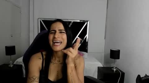    online show from 27, 10, 2025