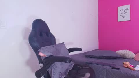 Charlotte online show from 2, 10, 2025