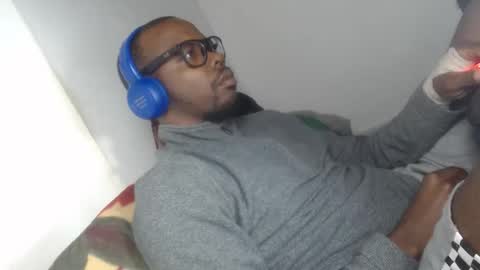 charly_vergonti_ online show from 8, 10, 2025